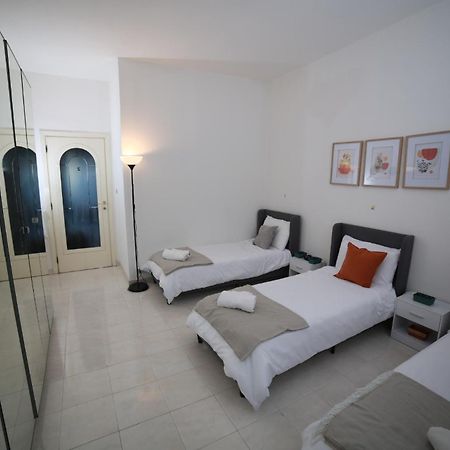 Albergue Cozyneat Hub Turín Exterior foto