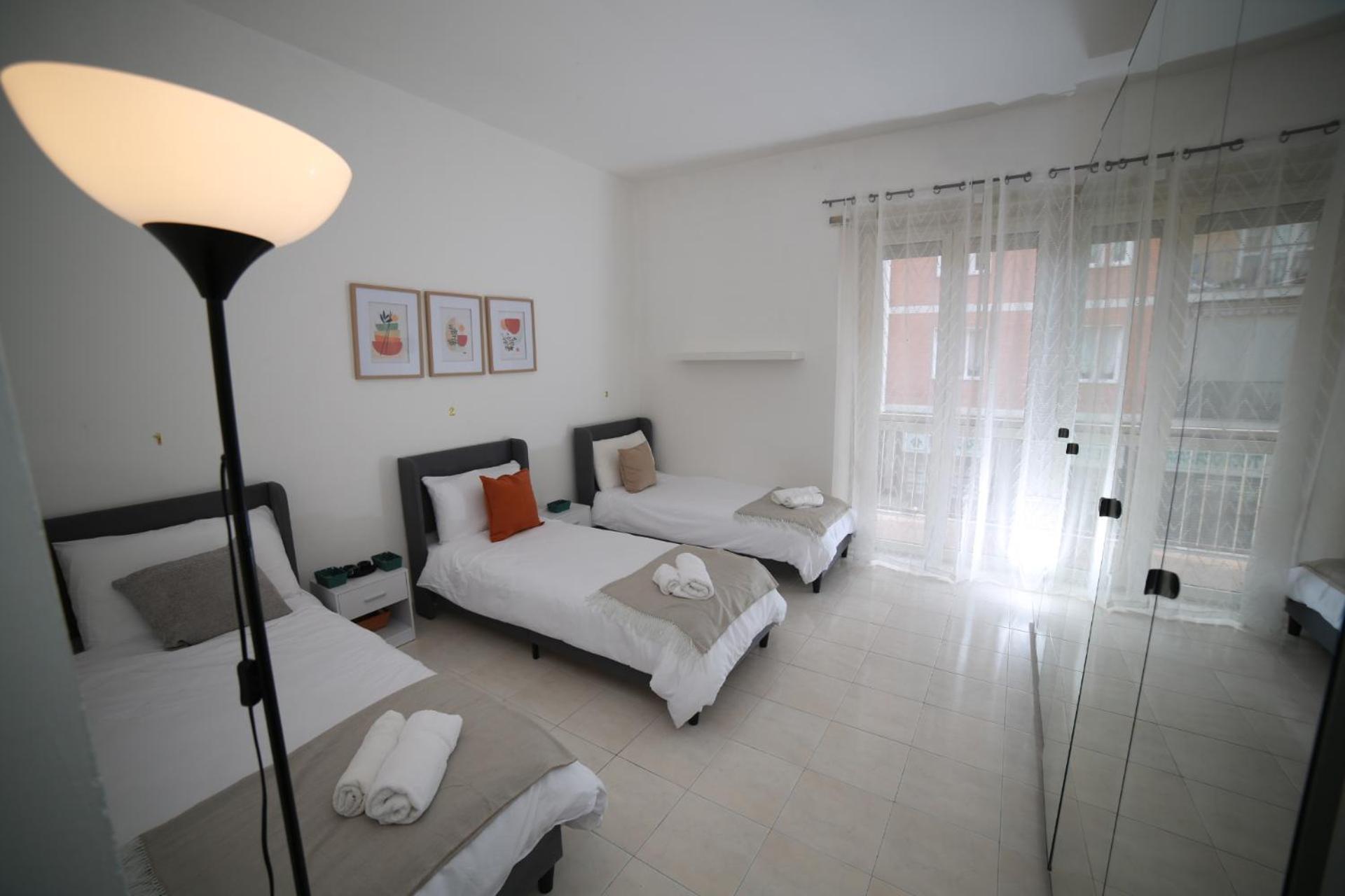 Albergue Cozyneat Hub Turín Exterior foto